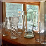 D37. Glass and crystal vases. 